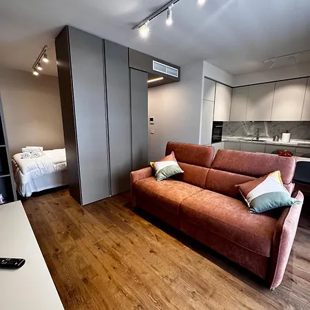 Rachel Apartment